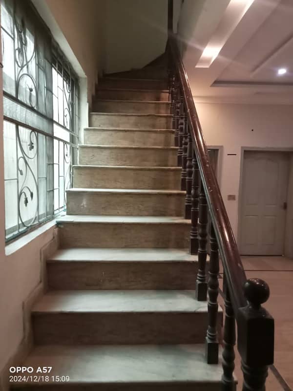 MIAN ESTATE OFFERS 10 MARLA 2 STOREY INDEPENDENT HOUSE FOR RENT FOR FAMILY n SILENT OFFICE 9