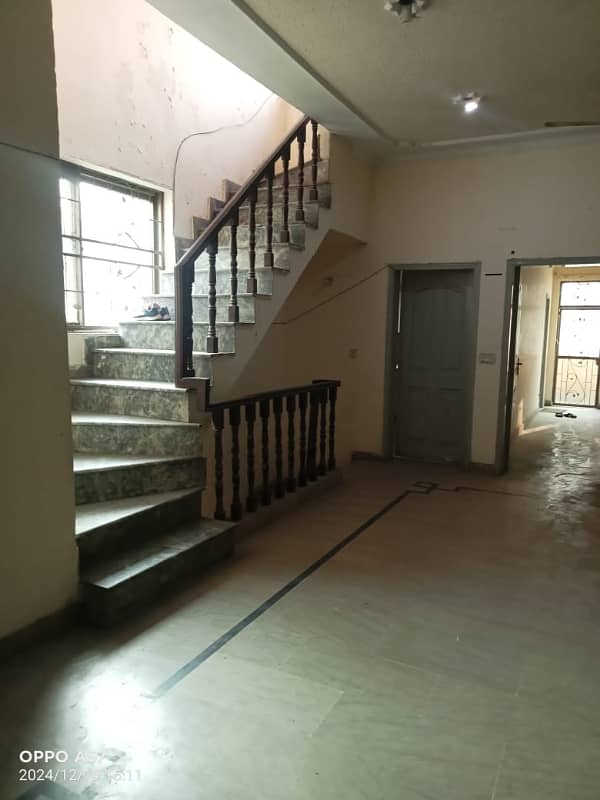 MIAN ESTATE OFFERS 10 MARLA 2 STOREY INDEPENDENT HOUSE FOR RENT FOR FAMILY n SILENT OFFICE 16