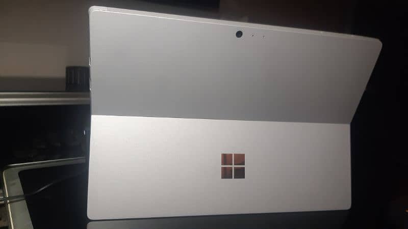 Surface book pro 4, for urgent sale 9