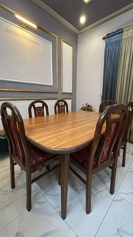 Dining Table with 6 wooden Chairs 1