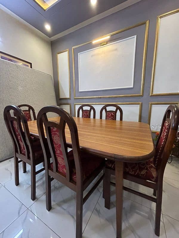 Dining Table with 6 wooden Chairs 5