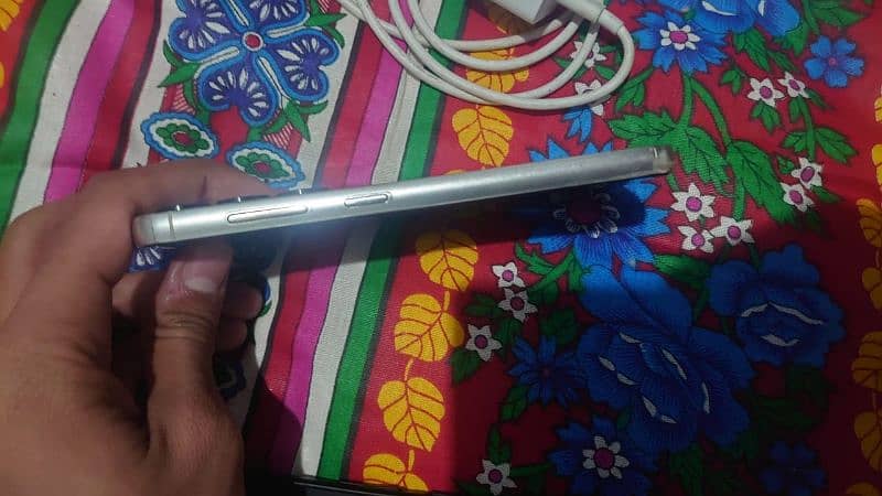 samsung s23 non PTA with box + origional charger 4