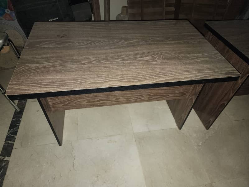 Office Table For Sale Urgent 7