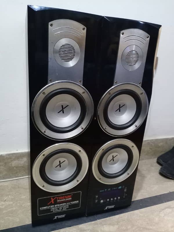 Xtream Computer Speaker 2.0 Tower 1