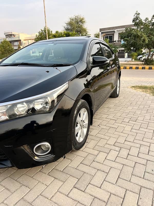 Toyota Corolla Altis Grande 2016 4