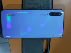 Huawei y9s 6/128 with box