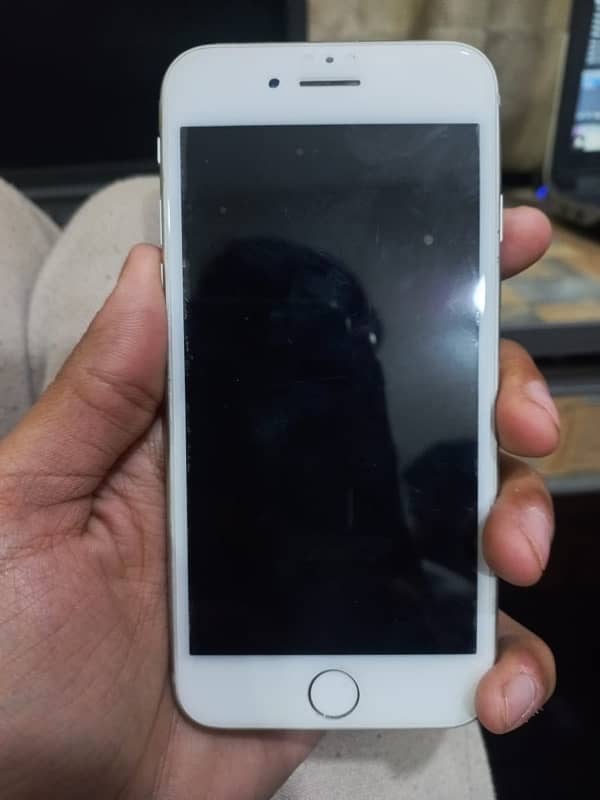 iphone 8 10 by 10 condition 3