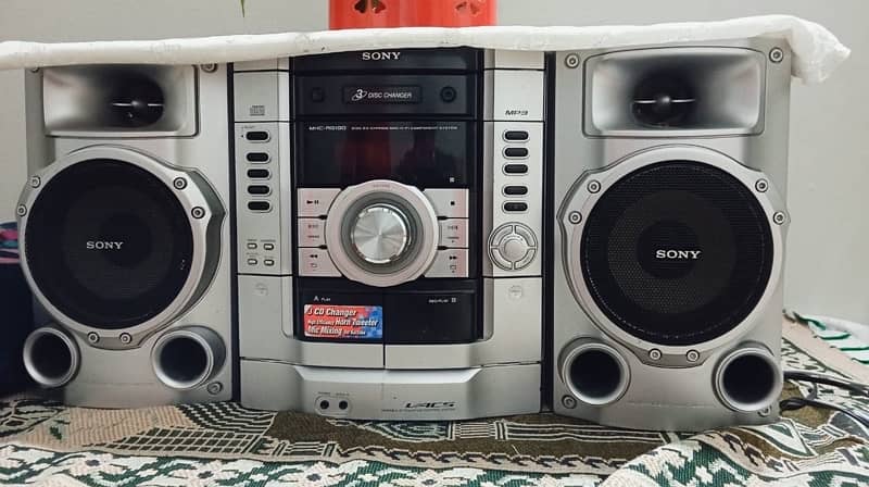 Sony sound system  220 Gr 190 model 1