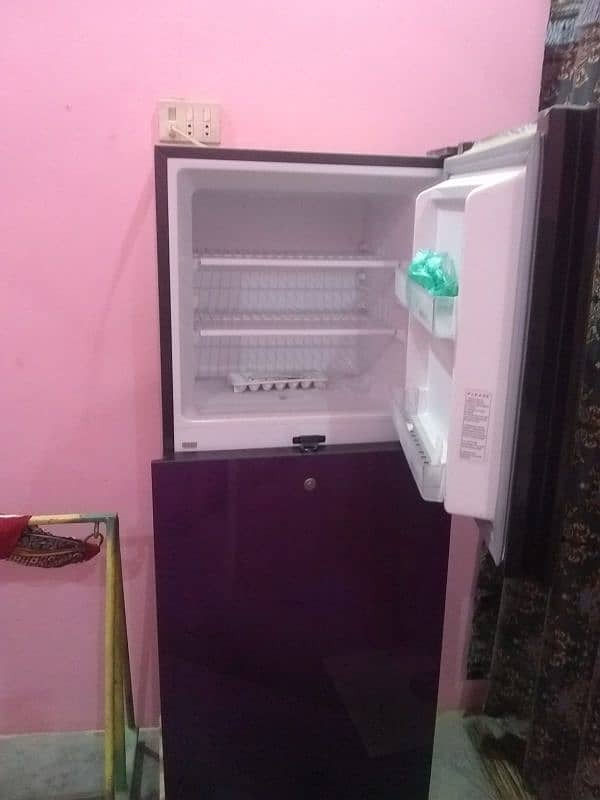 Avante Dawlance refrigerator 5