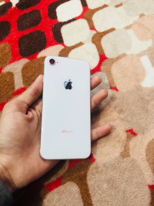 Iphone 8 64gb {White} For Sale In Lush Condition. 0