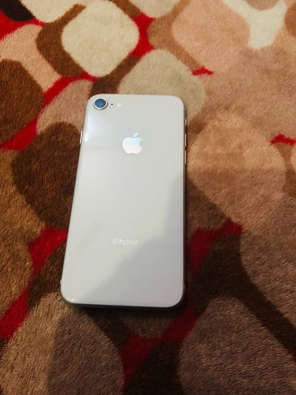 Iphone 8 64gb {White} For Sale In Lush Condition. 2