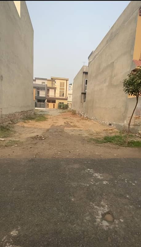 5marla Residential Plot available in Executive Block Parkview City Lahore 1