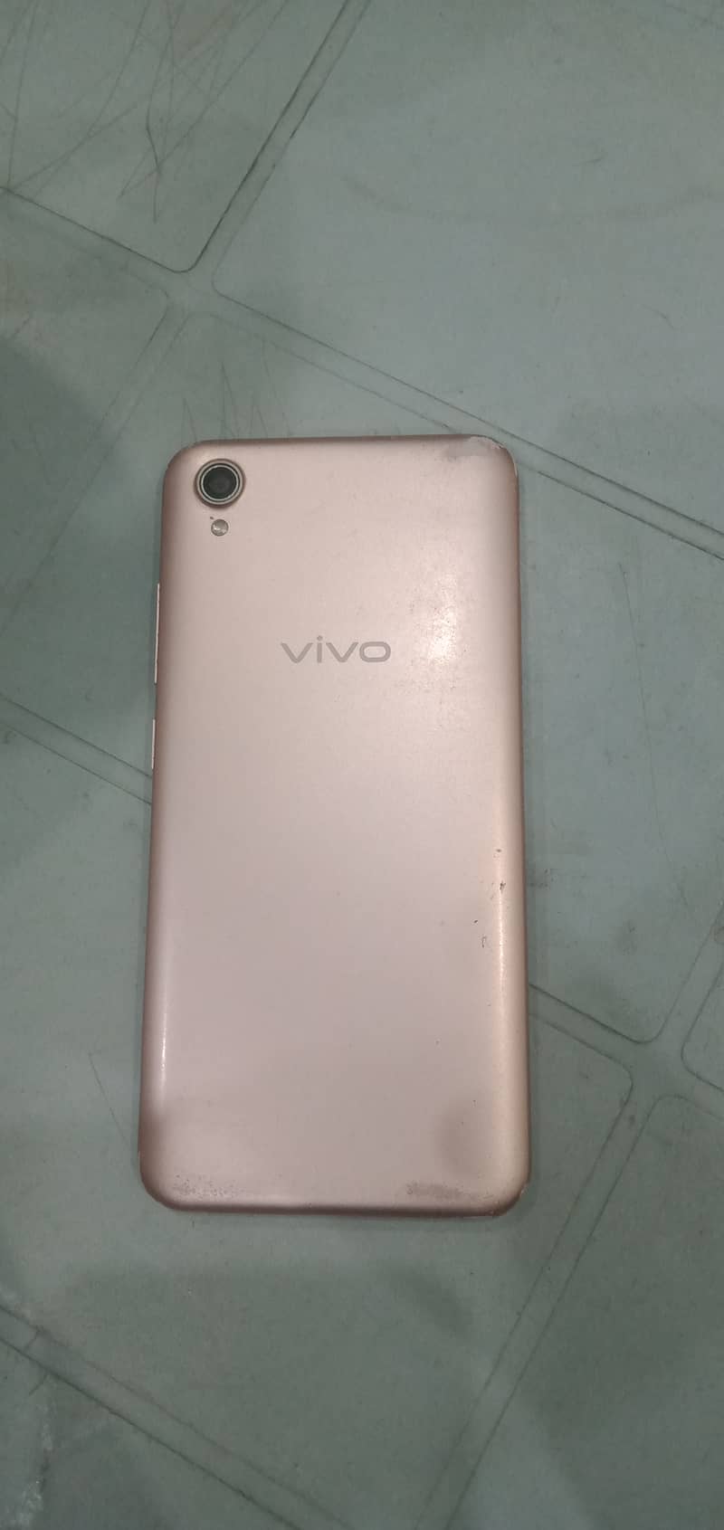 Vivo Y90 3