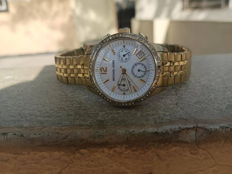 Michael kors branded white/yellow gold toned steel watch Ref:MK-5019 2