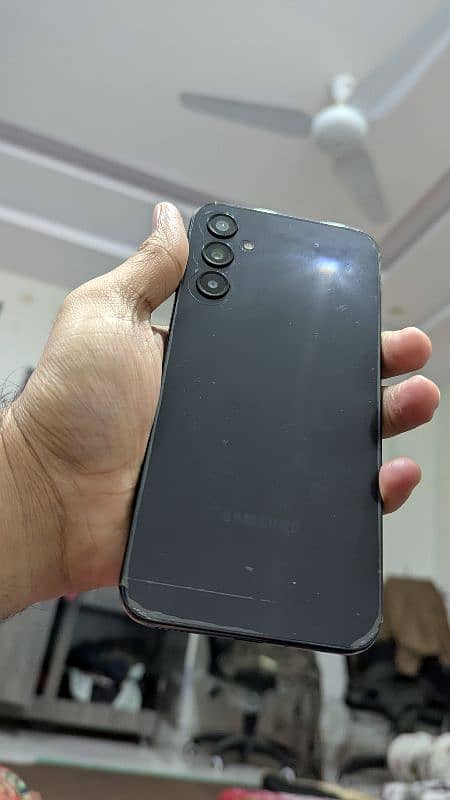 Samsung a24. . 8/128gb 10/10 condition 1