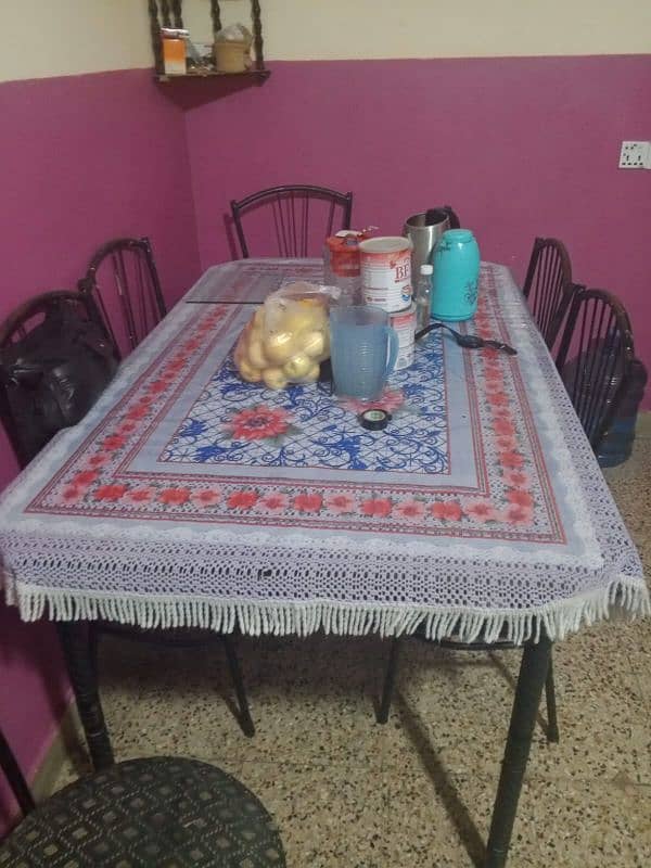 used dinning table 0