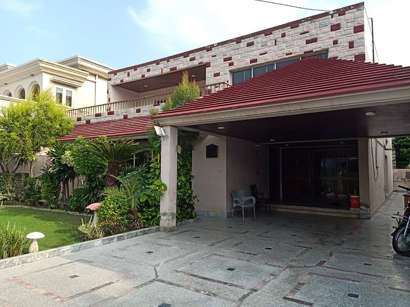 01 Kanal Modern Design House For Rent In DHA Phase 3 Lahore. 0