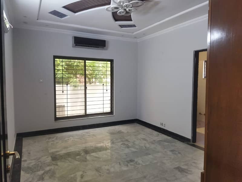 01 Kanal Modern Design House For Rent In DHA Phase 1 Lahore. 8