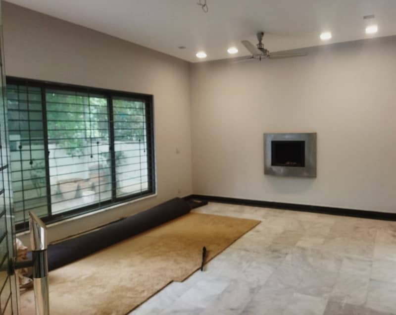 01 Kanal Modern Design House For Rent In DHA Phase 1 Lahore. 14