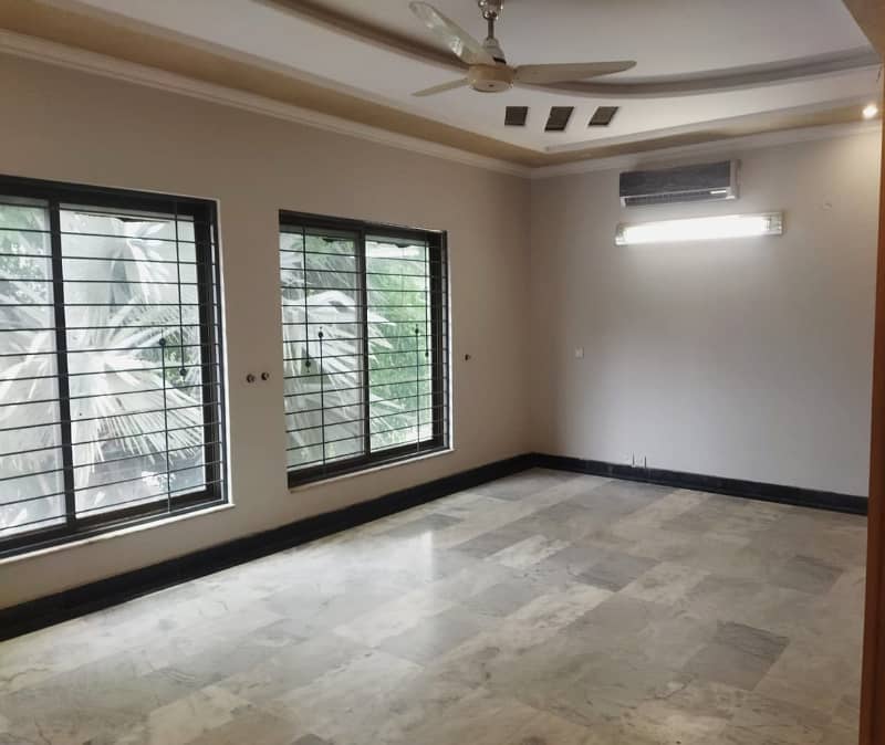 01 Kanal Modern Design House For Rent In DHA Phase 1 Lahore. 19