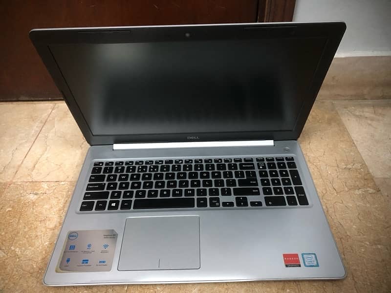 Dell Inspiron 5000 series i7 8th gen 0