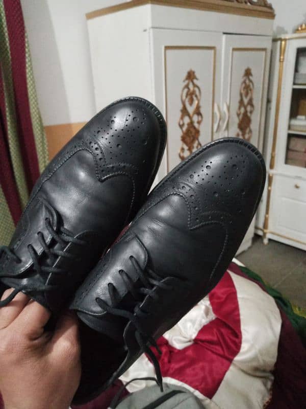 Original Leather 10 or 9 size men shoes 1