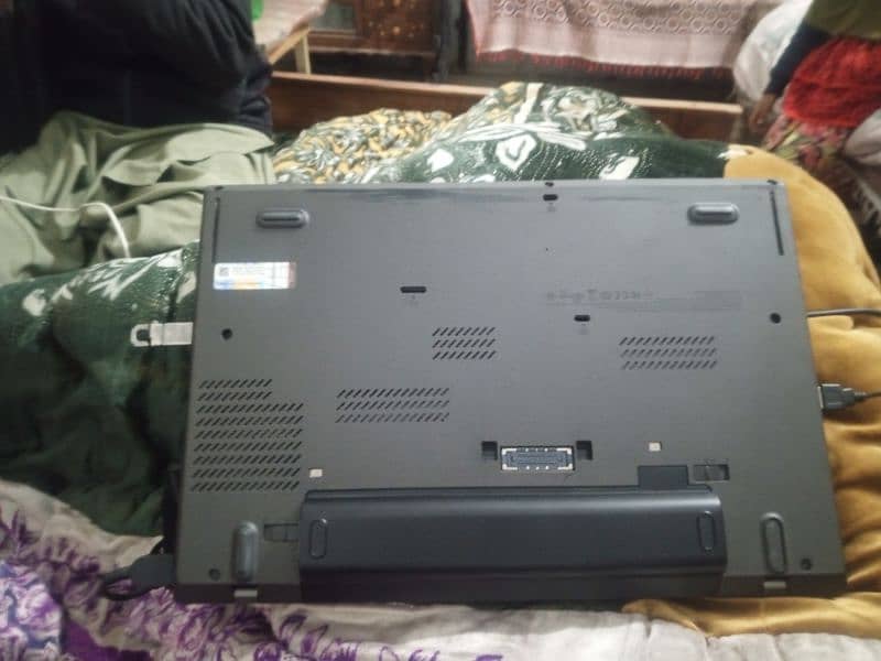 laptop for sell demand 35000 content nmbr 03004110887 2