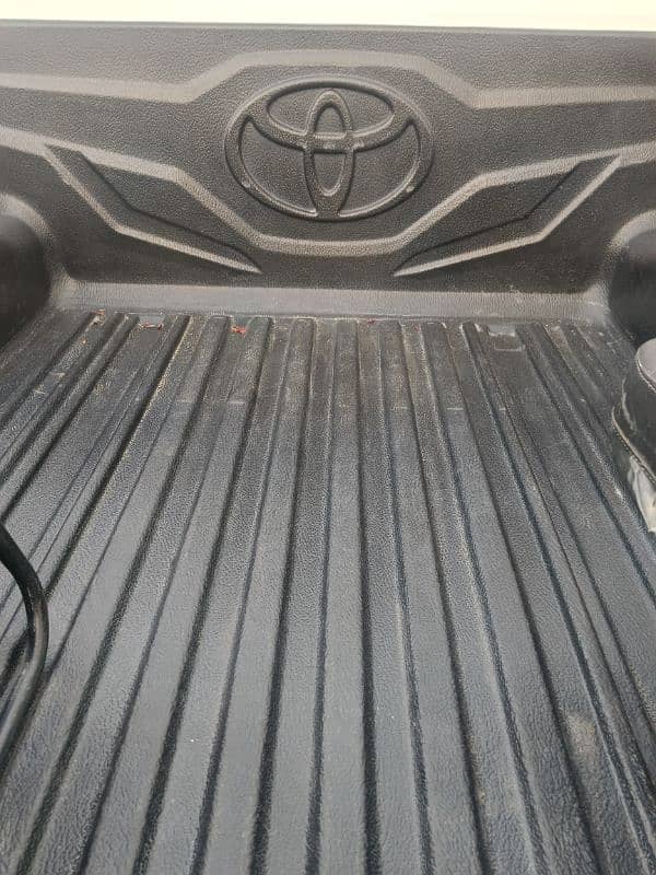 Toyota Hilux 2021 4