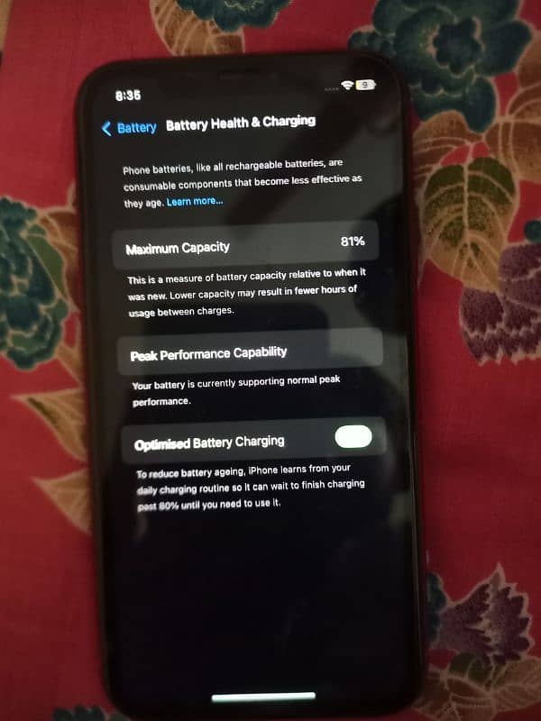 iphone XR 64 GB non PTA 81 battery health 2