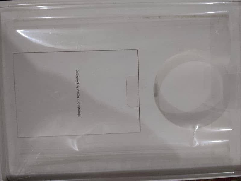 Ipad 6th generation latest model 10/10 condition 3b/32gb 0