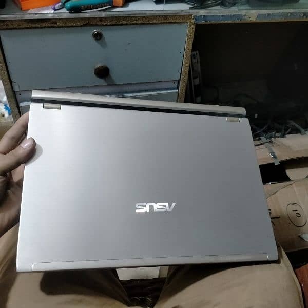 Glossy Machine Asus Core i7 2nd Gen 320GB Hard With Warranty 2