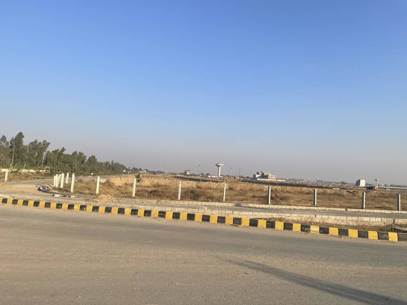 5 Marla Plot for Sale in Block C, LDA City Lahore 3