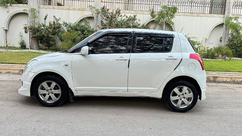 Suzuki Swift Automatic 2015 First Owner Car 7