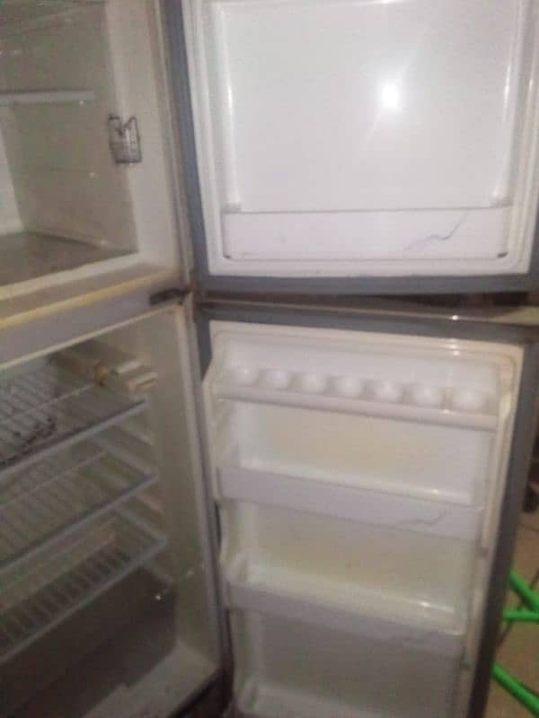 Dawlance Refrigerator 1