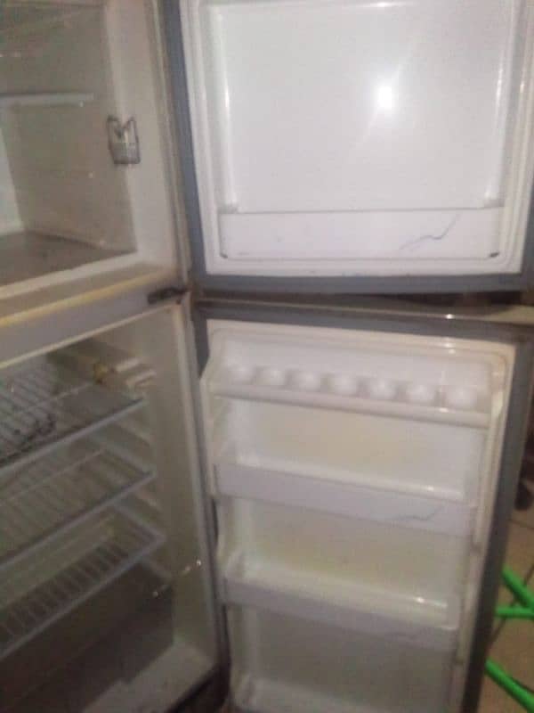 Dawlance Refrigerator 2