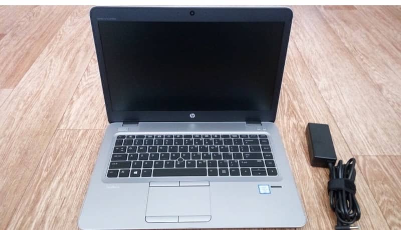 Hp Core i5 6th Gen , G3 840. 1