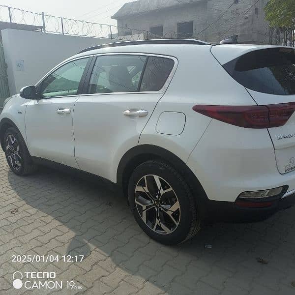 KIA Sportage 2022 6