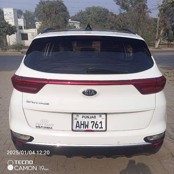 KIA Sportage 2022 8