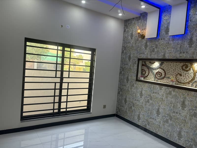 DHA RAHBAR ULTRA MODREN OUT CLASS BRAND NEW HOUSE IS UP FOR SALE 12