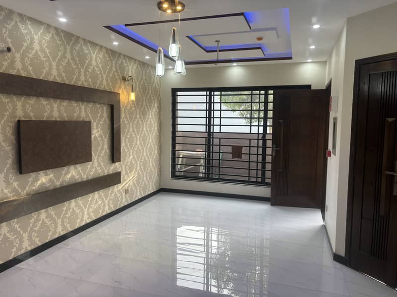 DHA RAHBAR ULTRA MODREN OUT CLASS BRAND NEW HOUSE IS UP FOR SALE 19