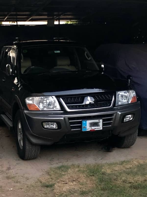 Mitsubishi Pajero 2004 2