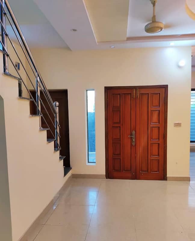 5 Marla Beautiful house available for sale in Al-Qayyum Garden Lahore 2