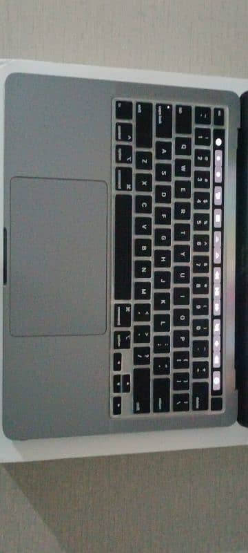 Apple MacBook Pro M1 2020 13" Touchbar Like New condition 2