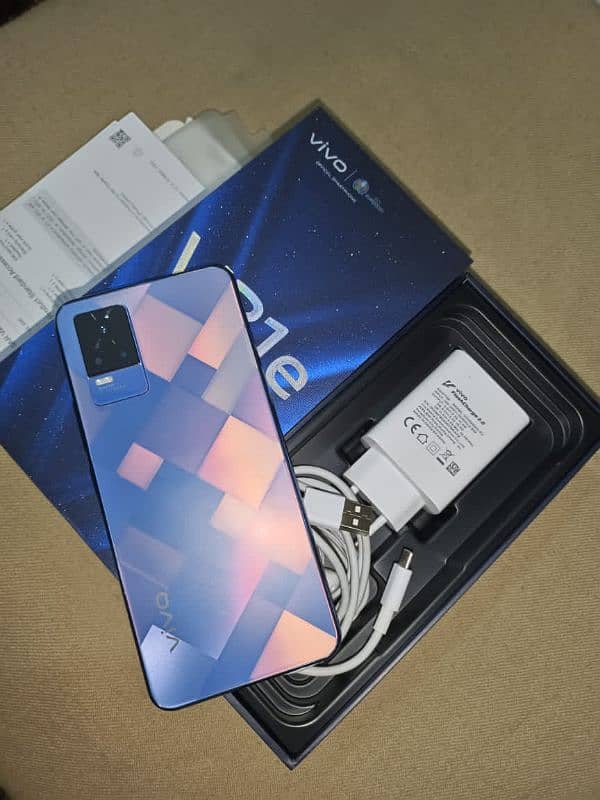 Vivo v21e 8GB RAM 128 GB memory 03240941776 0