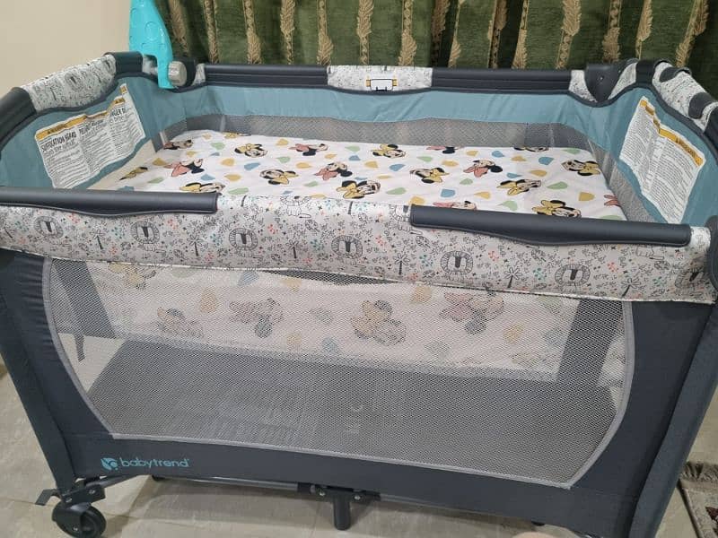 baby cot and play pen with mattress 2