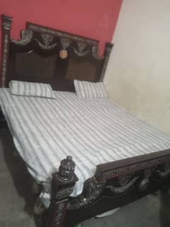 used furniture bed set and showcase