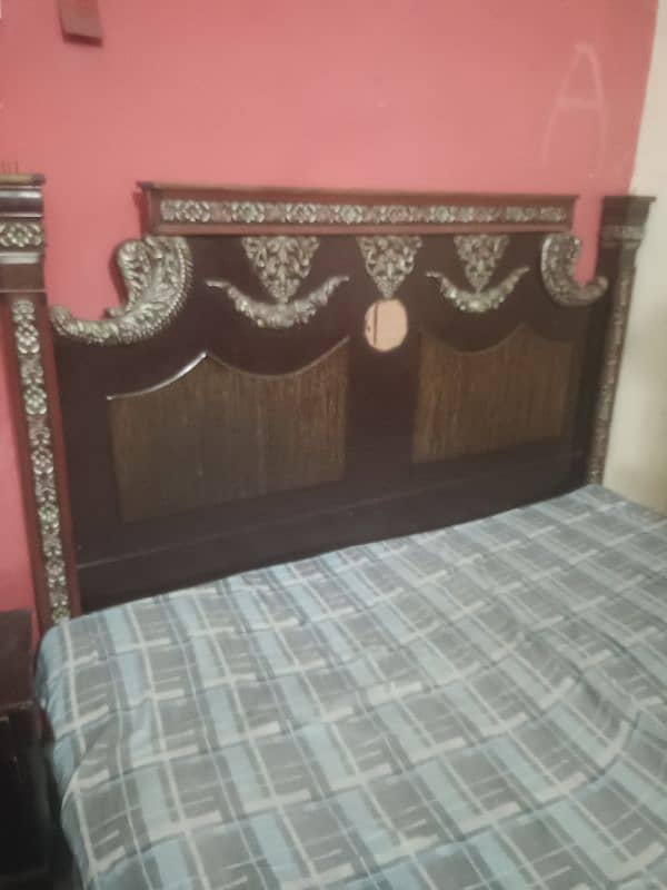 used furniture bed set and showcase 1