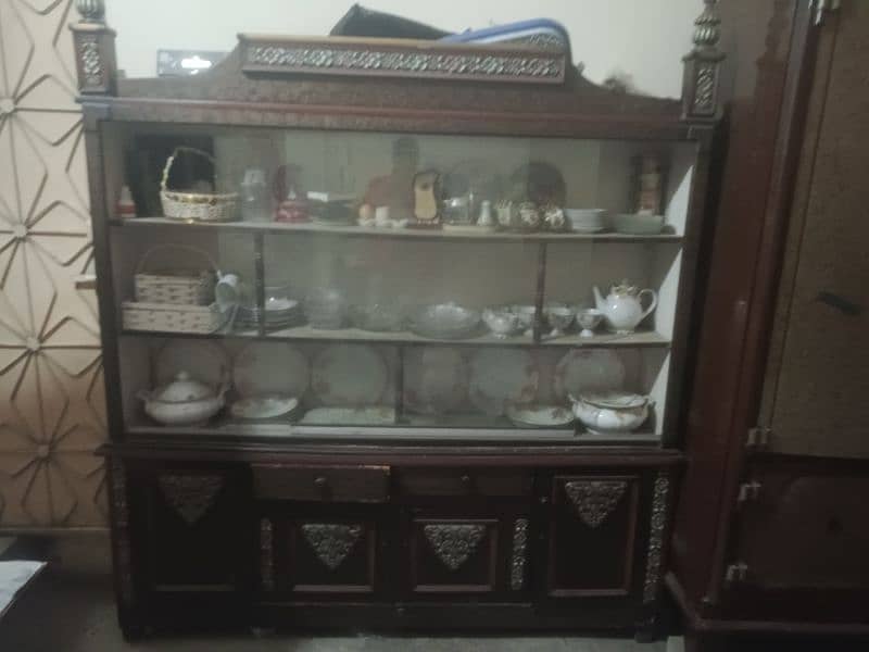 used furniture bed set and showcase 6