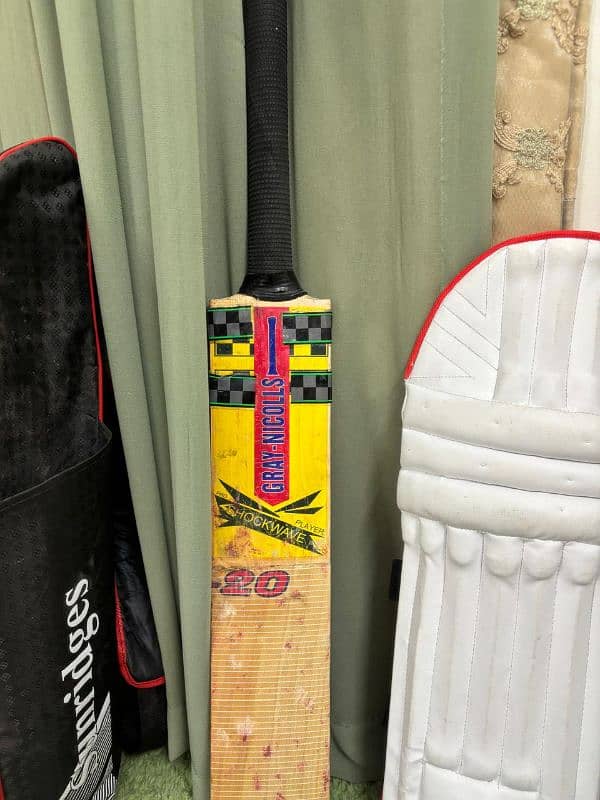 Gray Nicolls complete hard ball kit 8