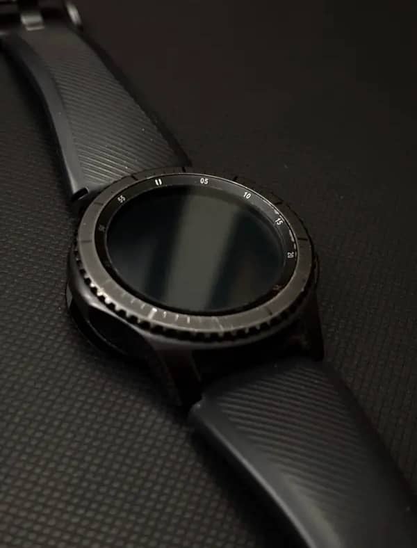 Samsung S3 Frontier SmartWatch 0